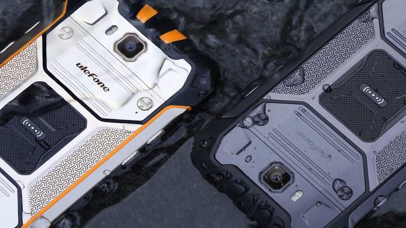 Top 5 smartphone “nồi đồng cối đá” pin trâu, tiêu chuẩn quân đội