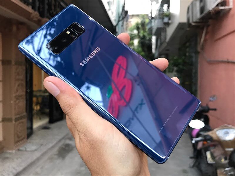 Trên tay Galaxy Note 8 đầu tiên về Việt Nam: Đẹp và đẳng cấp